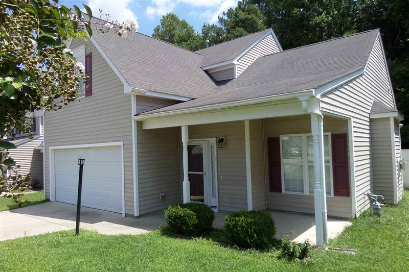 2033 Winston Diamond Ct, Raleigh, NC 27610