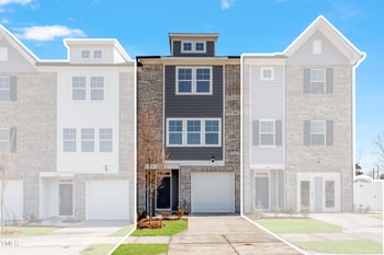 2034 Fishamble St, Fuquay Varina, NC 27526