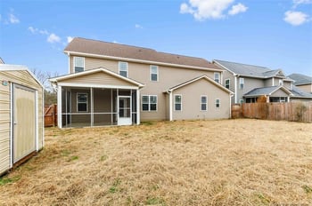 2035 Maitland Dr, Fayetteville, NC 28314