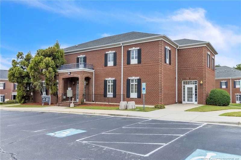 2035 Valleygate Dr #200, Fayetteville, NC 28304