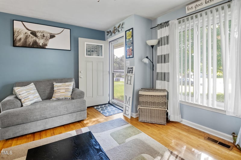 2037 Mango Cir, Fayetteville, NC 28304