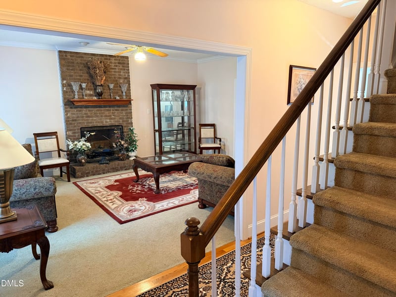 2037 Pine Bark Ln, Clayton, NC 27520