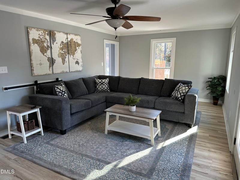 2037 Queen Charlotte Pl, Raleigh, NC 27610