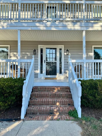 2037 Queen Charlotte Pl, Raleigh, NC 27610