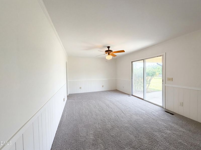 2037 Rice Rd, Sanford, NC 27330