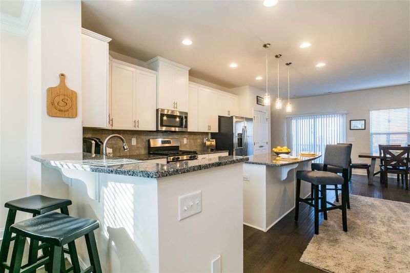 2038 Old Chapman Dr, Apex, NC 27502