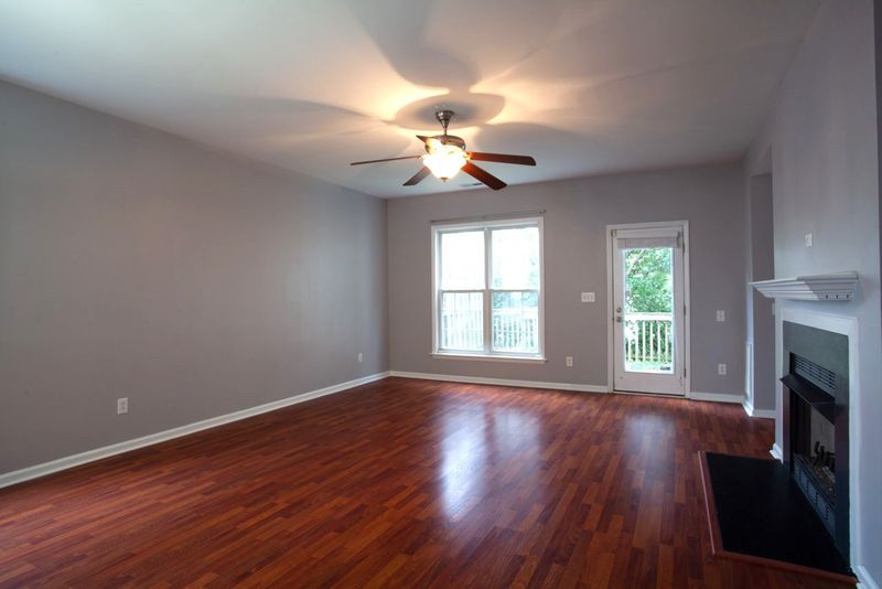 2038 Turtle Point Dr, Raleigh, NC 27604