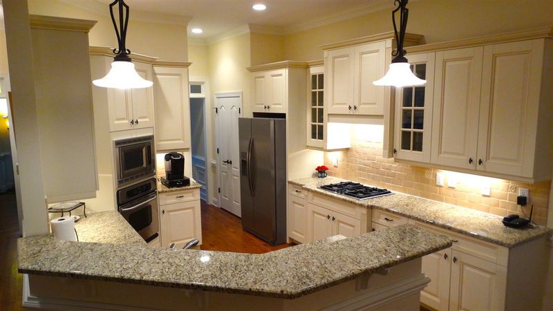 2039 Hornbeck Ct, Raleigh, NC 27614