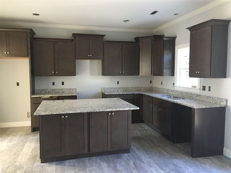 204 N 6th St, Erwin, NC 28339