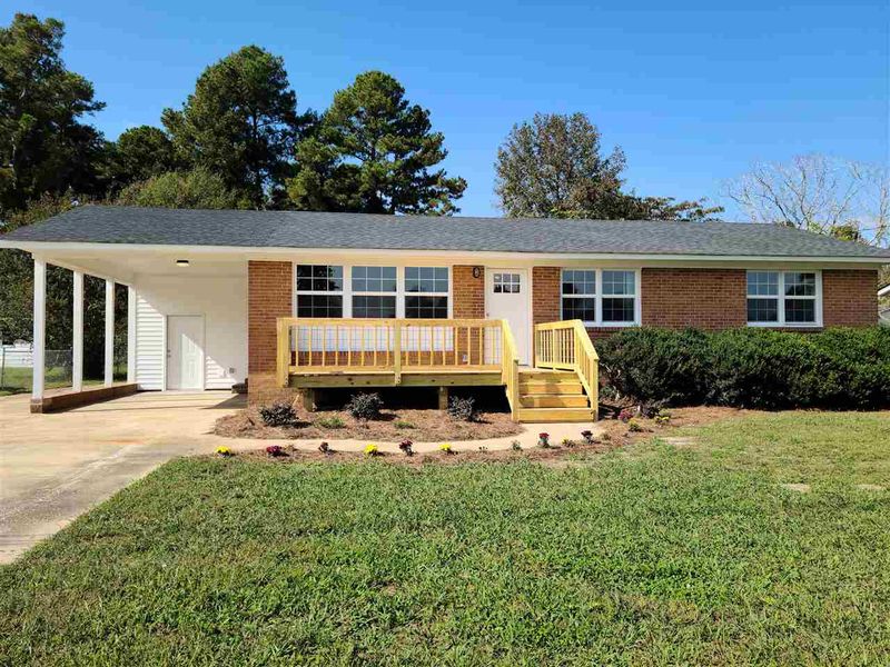 204 Ammons Rd, Dunn, NC 28334