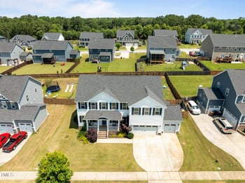 204 Ashland Hill Dr, Holly Springs, NC 27540