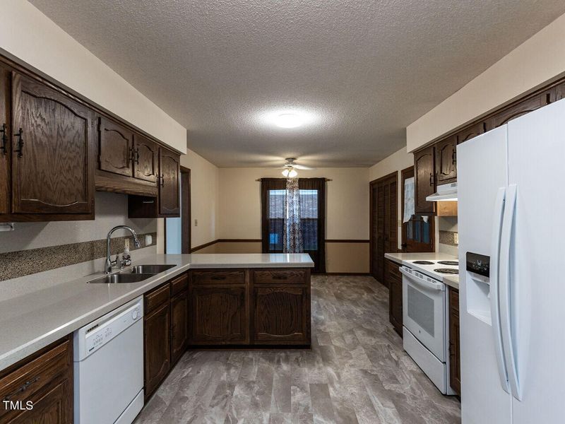 204 Bainbridge Cir, Garner, NC 27529