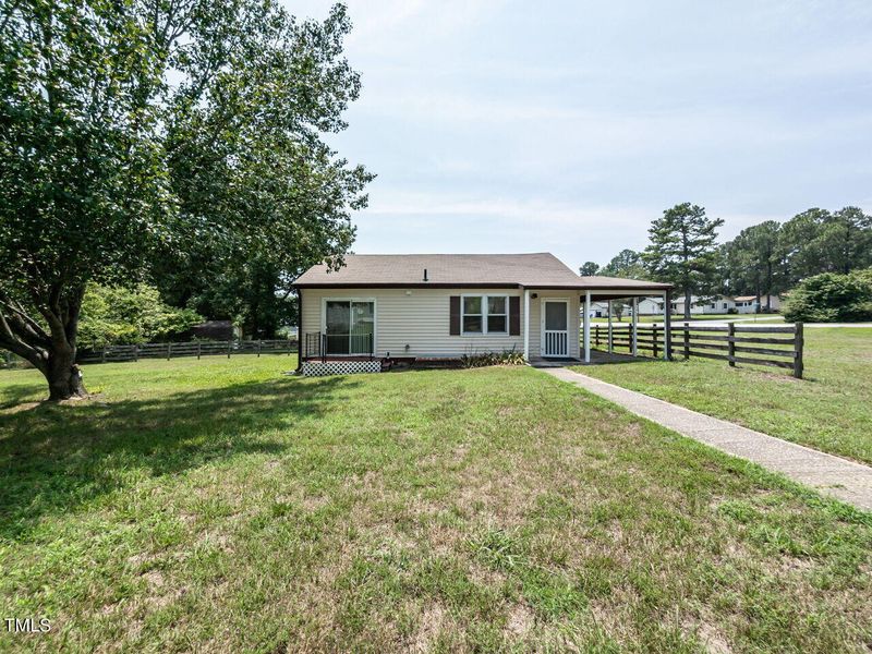 204 Bainbridge Cir, Garner, NC 27529