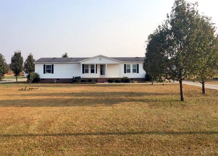 204 Bent Tree Ln, Dunn, NC 28334