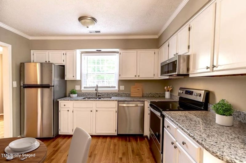 204 Bracken Ct, Raleigh, NC 27615