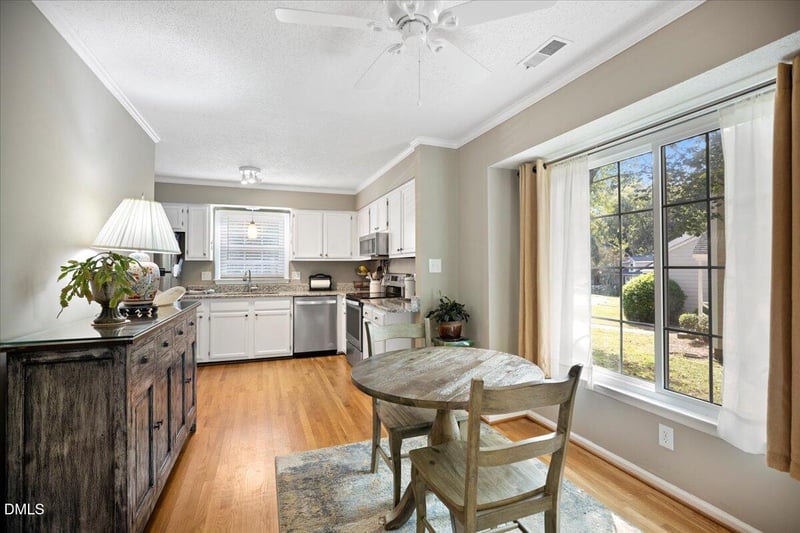 204 Bracken Ct, Raleigh, NC 27615