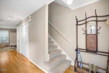 204 Bracken Ct, Raleigh, NC 27615