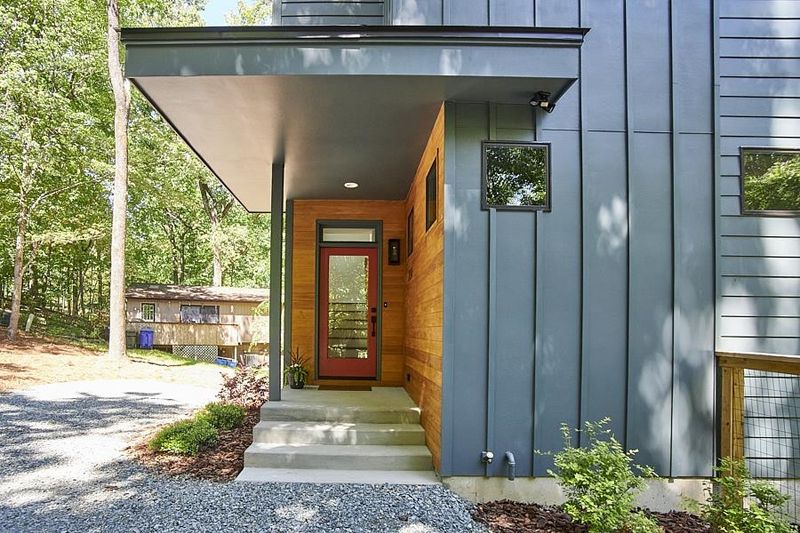 204 Bruton Dr, Chapel Hill, NC 27516