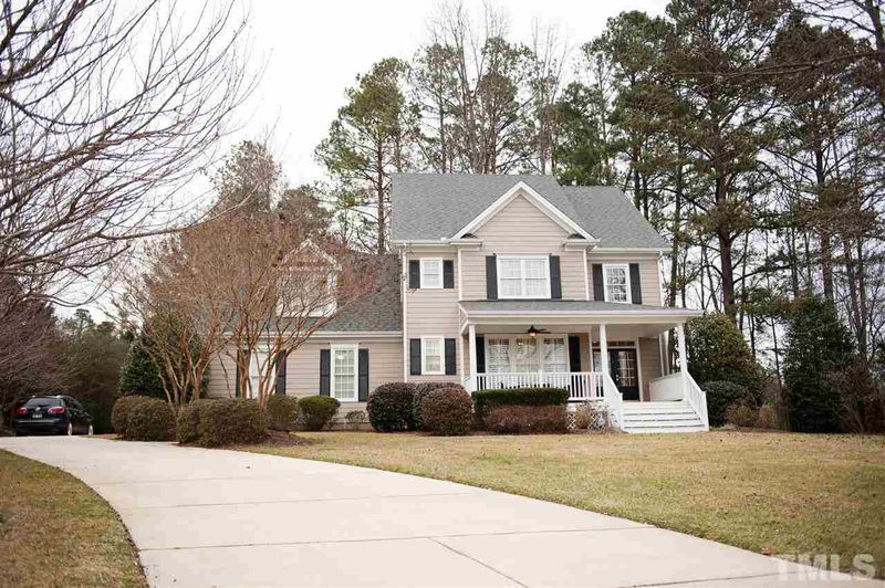 204 Cakebread Ct, Cary, NC 27519