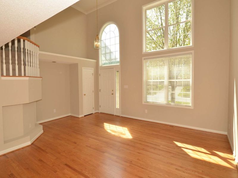 204 Cedarpost Dr, Cary, NC 27513