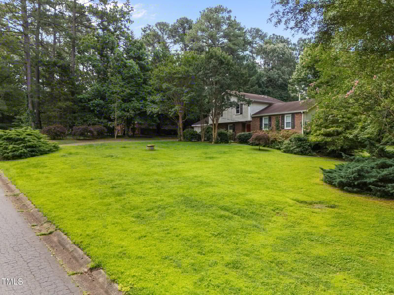 204 Chatterson Dr, Raleigh, NC 27615
