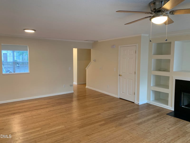 204 Climbing Ivy Ct, Cary, NC 27511