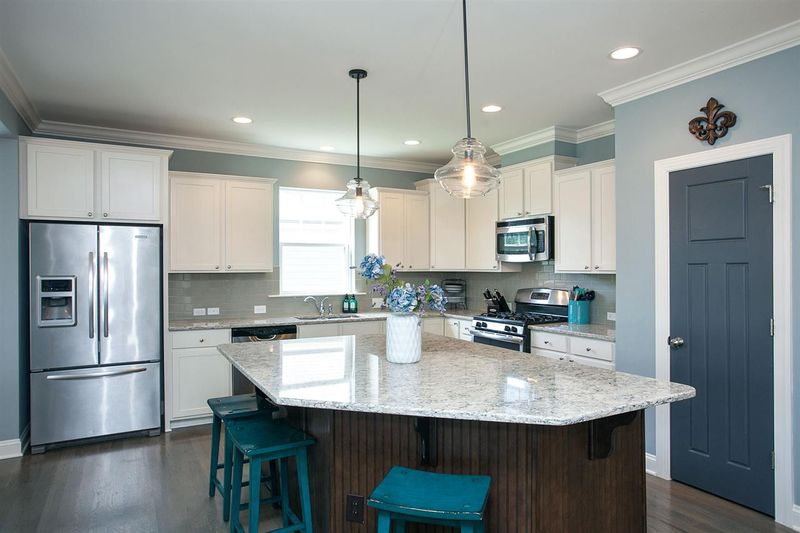 204 Climbing Tree Trl, Holly Springs, NC 27540