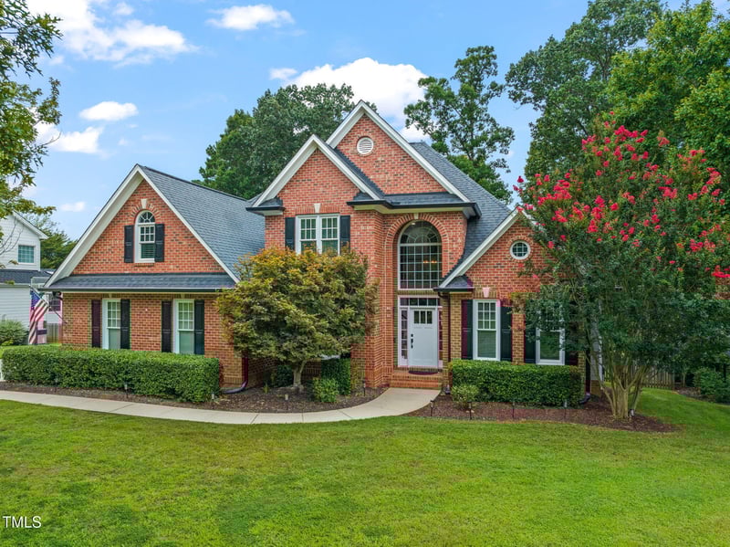 204 Crossway Ln, Holly Springs, NC 27540