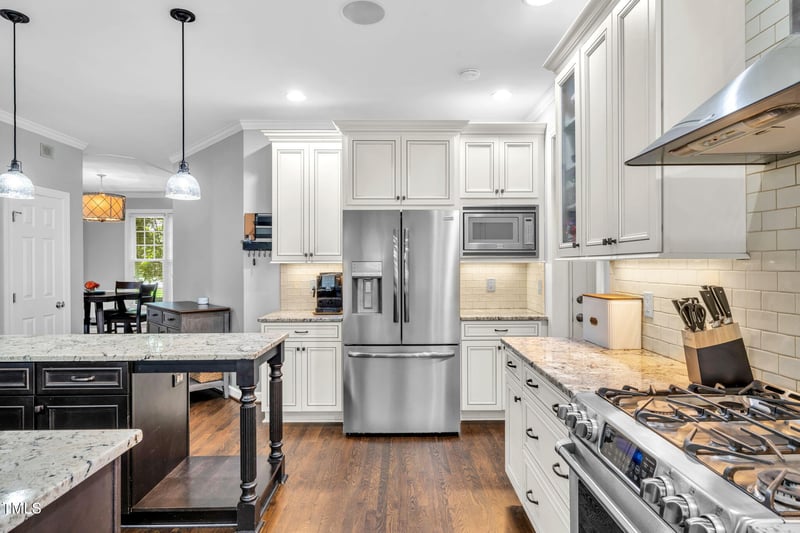 204 Crossway Ln, Holly Springs, NC 27540