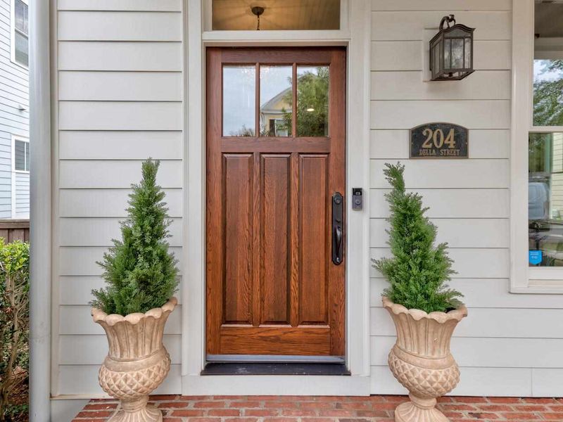 204 Della St, Chapel Hill, NC 27516