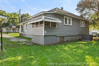 204 E St, Erwin, NC 28339