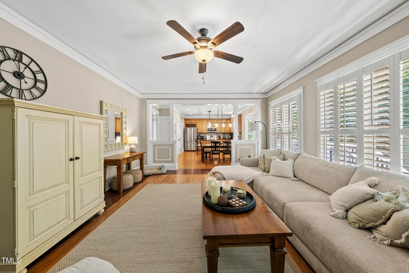 204 Edgepine Dr, Holly Springs, NC 27540