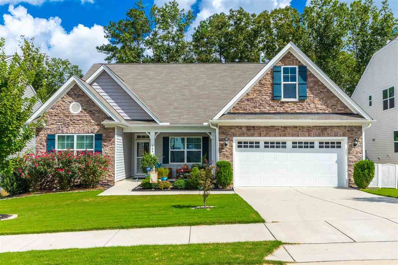 204 Flowers Crest Way, Clayton, NC 27527