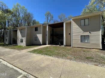 204 Flowers St, Knightdale, NC 27545