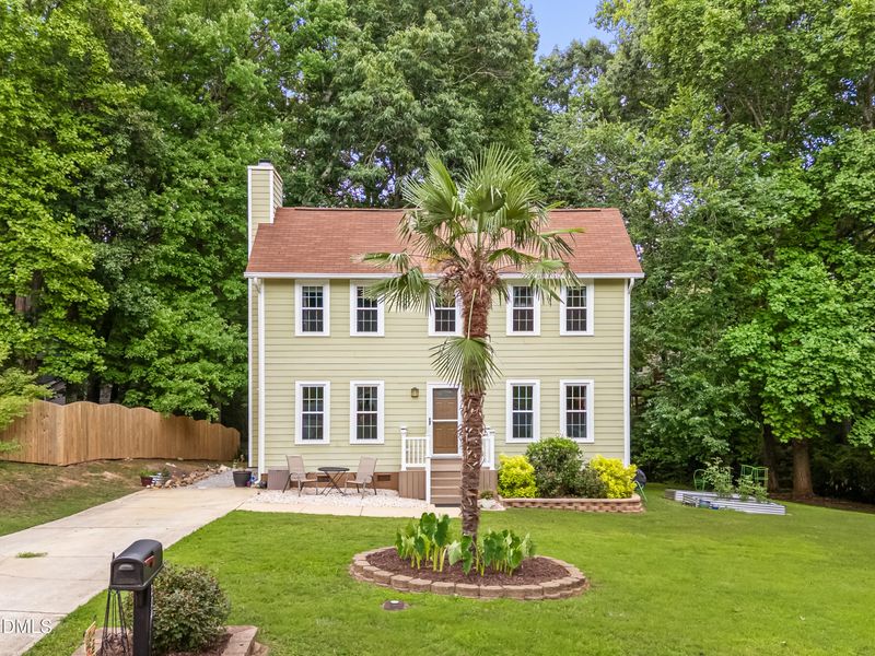 204 Forest Landing Dr, Garner, NC 27529