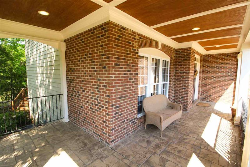 204 Gillyweed Ct, Holly Springs, NC 27540