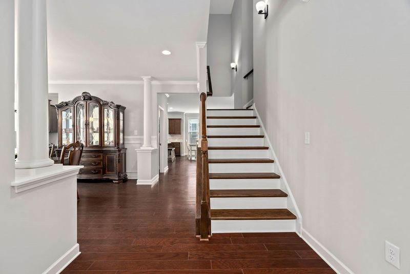 204 Grand Pine Pl, Apex, NC 27539
