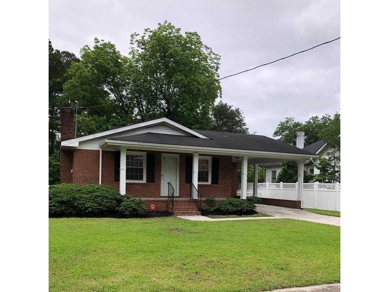 204 N Green, Selma, NC 27576
