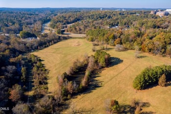 204 Greenview Dr, Chapel Hill, NC 27516