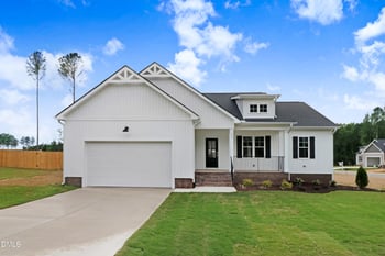 204 Gumtop Dr, Zebulon, NC 27597