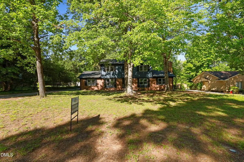 204 N Gurney St, Burlington, NC 27215