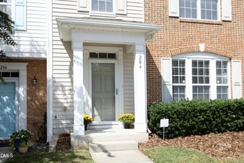 204 Hickory Meadow Cir, Morrisville, NC 27560