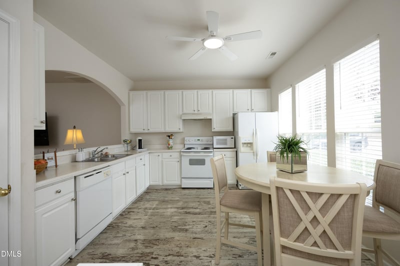 204 Hickory Meadow Cir, Morrisville, NC 27560