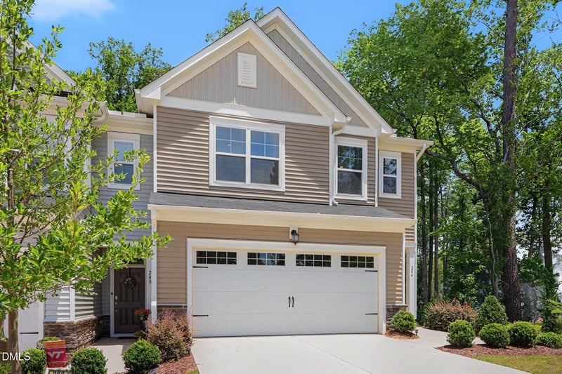 204 Hiking Hill Ln #24, Garner, NC 27529