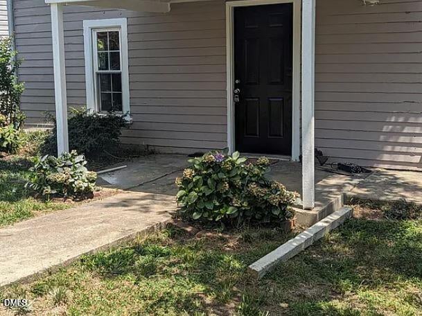 204 Hill St, Benson, NC 27504