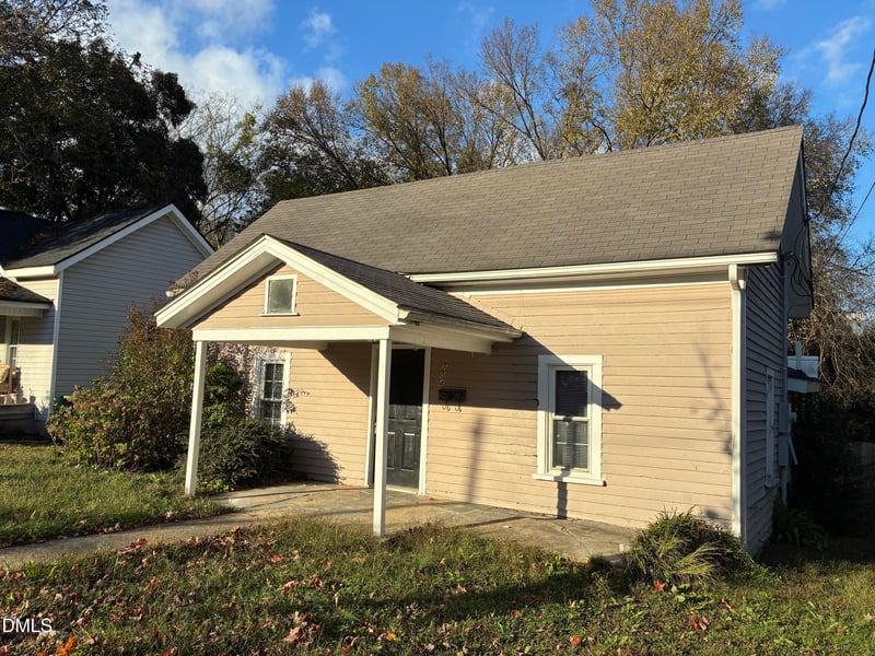 204 Hill St, Benson, NC 27504