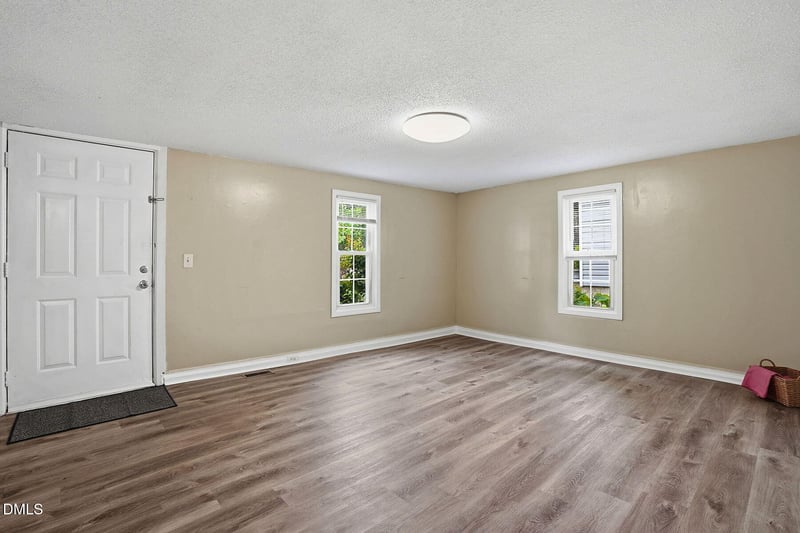 204 Hill St, Benson, NC 27504