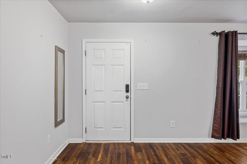 204 Hillview Dr, Durham, NC 27703