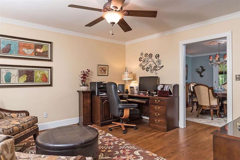 204 Homestead Dr, Cary, NC 27513