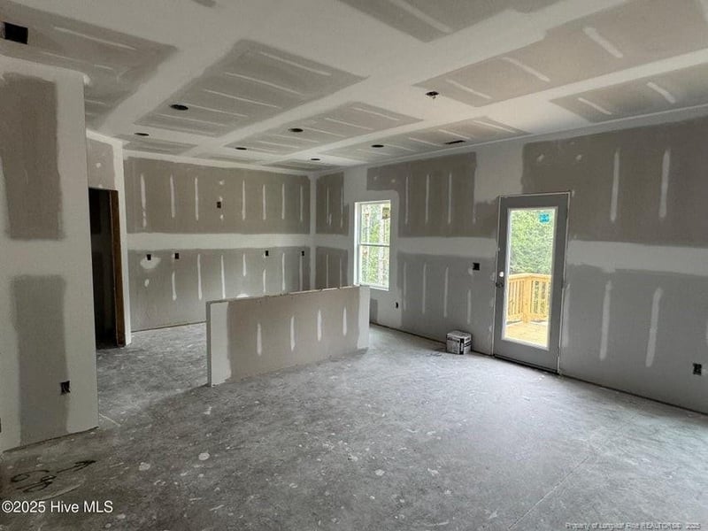 204 Horse Trot Ln, Sanford, NC 27332
